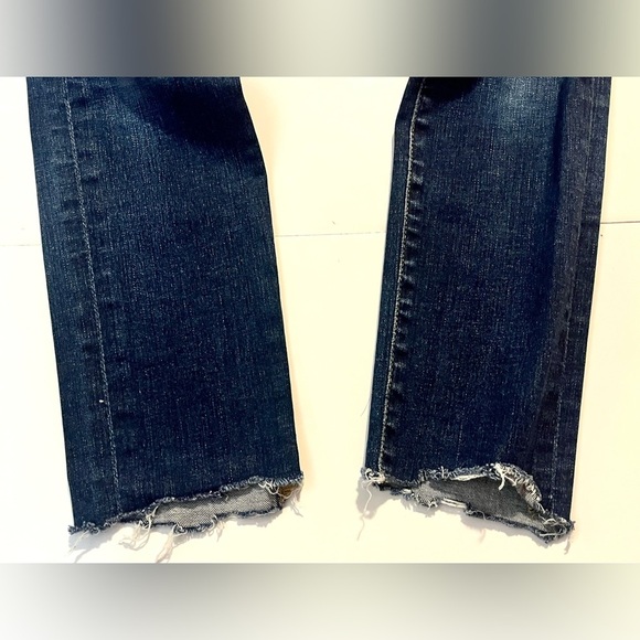 AG Adriano Goldschmied Women’s Distressed Blue Jeans Size 26R - Picture 3 of 16